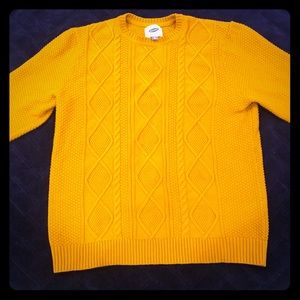 Old Navy textured cable-knit crewneck sweater